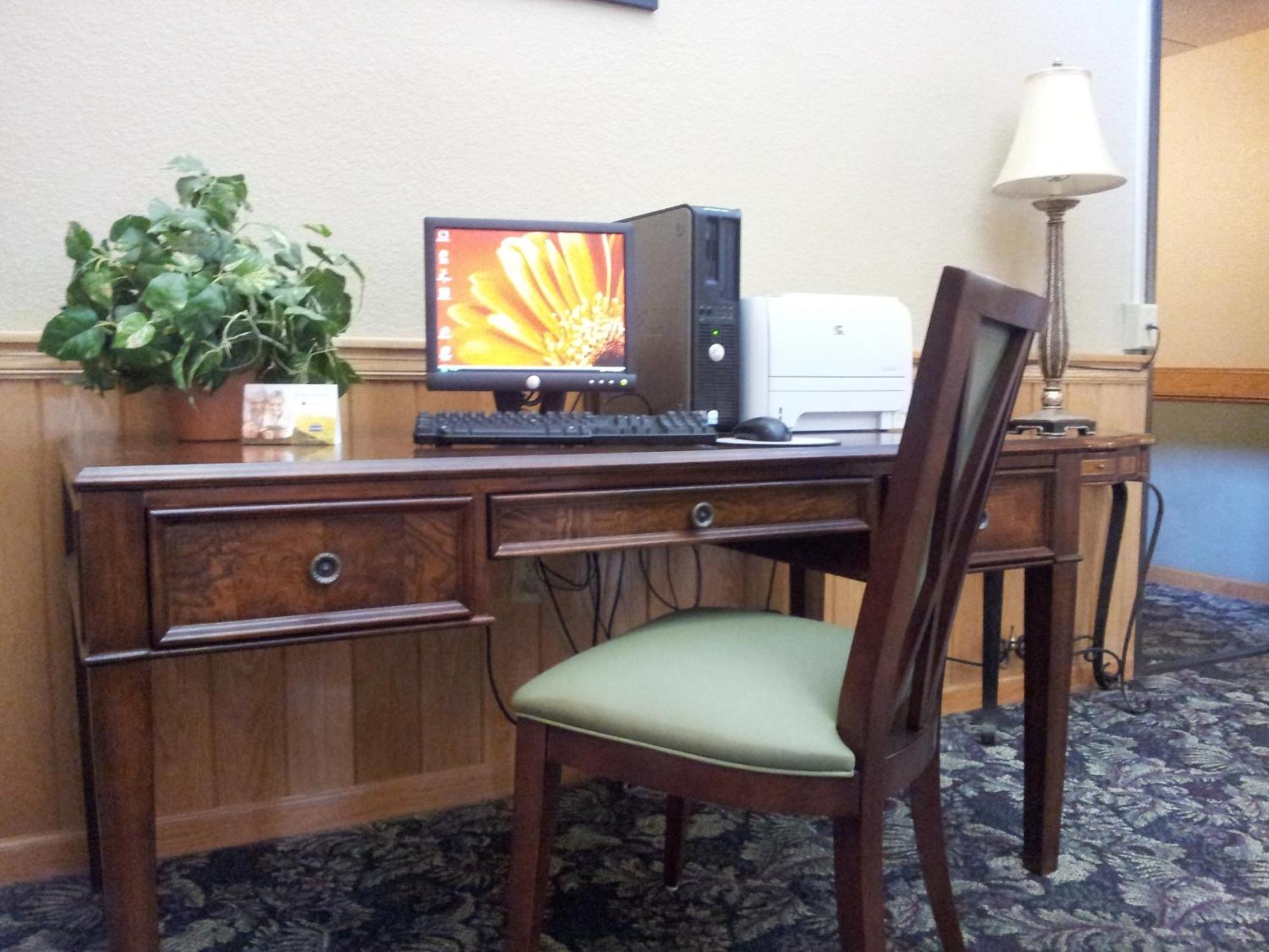 Cobblestone Hotel & Suites - Wisconsin Rapids Buitenkant foto